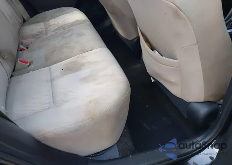 2014 Toyota Corolla Le z USA, uszkodzony, nr VIN 2T1BURHE9EC116487